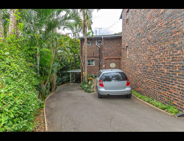 5 BEDROOM DUPLEX FOR SALE IN WESTVILLE